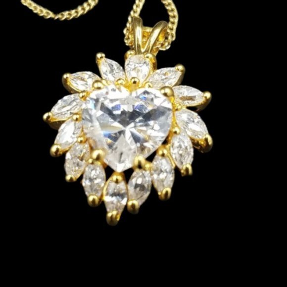 Elizabeth Taylor for Avon "Radiance" Rhinestone Heart Necklace - Picture 3 of 4